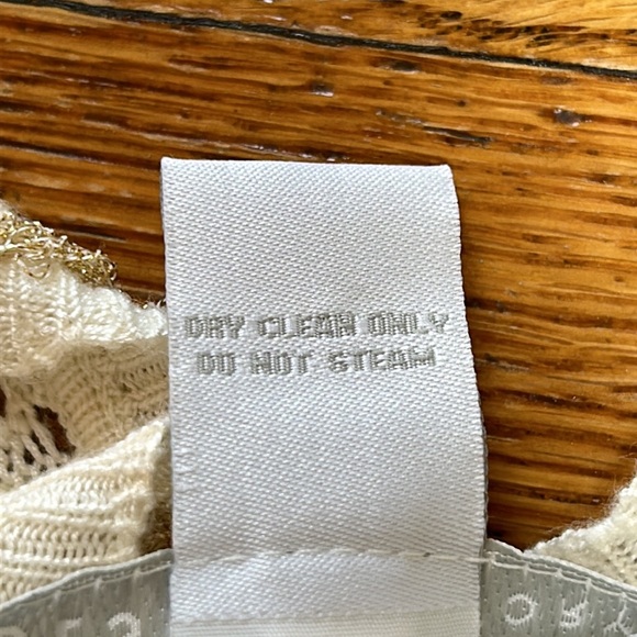 Design History brand cream cardigan w/metallic threads, sequins & beads. Large. - Picture 10 of 10